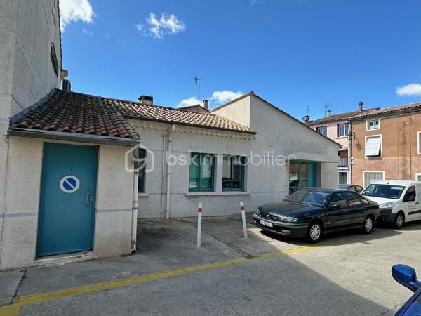 Immeuble de bureaux de 212 m²