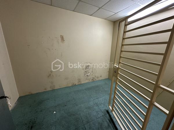 Immeuble de bureaux de 212 m²