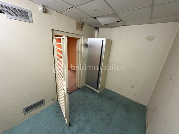 Immeuble de bureaux de 212 m²