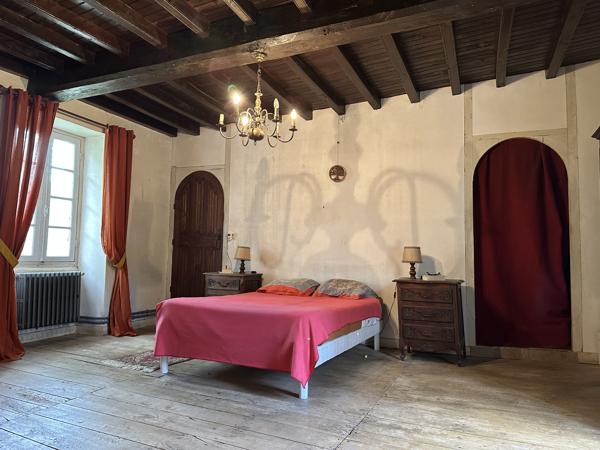 Maison à vendre à La Tour-Blanche-Cercles (24320) - Dordogne