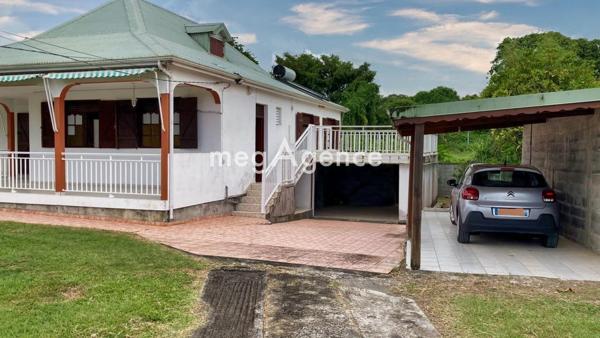 Maison à MORNE-A-L'EAU, 97111 - 5 pièces 171m²