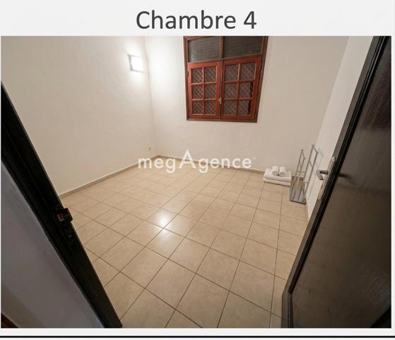 Maison à MORNE-A-L'EAU, 97111 - 5 pièces 171m²