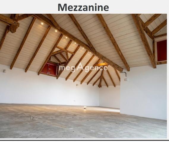 Maison à MORNE-A-L'EAU, 97111 - 5 pièces 171m²