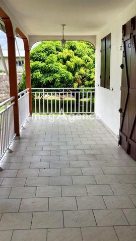 Maison à MORNE-A-L'EAU, 97111 - 5 pièces 171m²