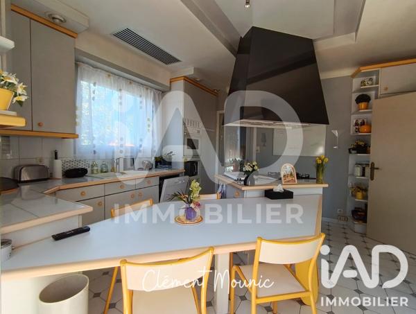 Maison à vendre 7 pièces 248 m² Bours