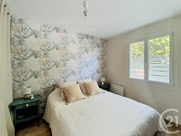 Maison à vendre  6 pièces - 126,59 m 2   BUXEROLLES  - 86
