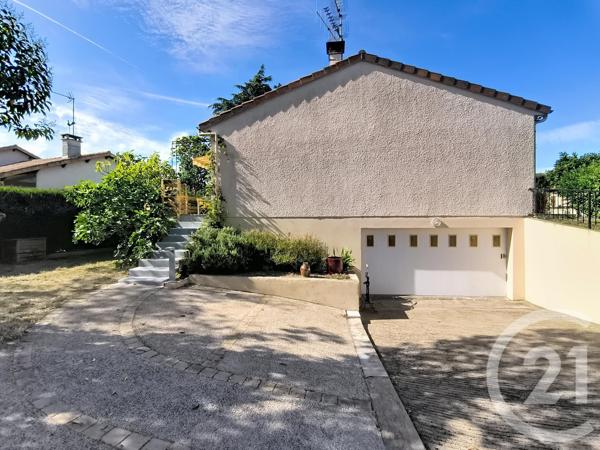 Maison à vendre  6 pièces - 126,59 m 2   BUXEROLLES  - 86
