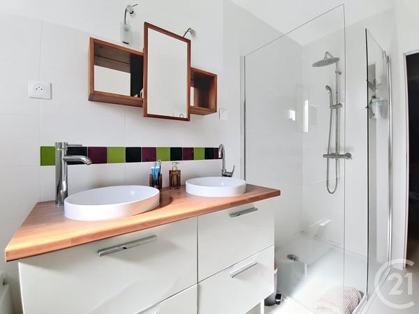 Maison à vendre  6 pièces - 126,59 m 2   BUXEROLLES  - 86
