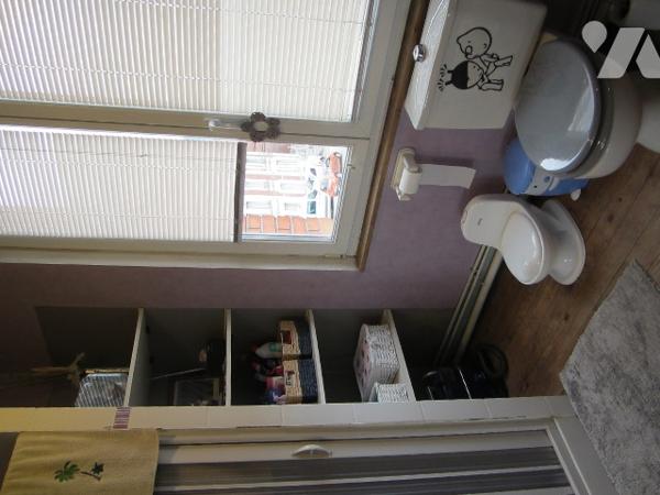 Maison à usage mixte professionnel et habitation de 105.3 m2,