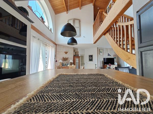 Maison à vendre 5 pièces 138 m² Nieul-sur-Mer