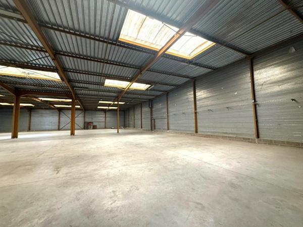 Vente murs / Local Industriel / Bâtiment à Évreux (27000)