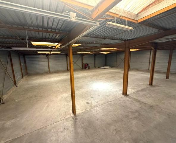 Vente murs / Local Industriel / Bâtiment à Évreux (27000)