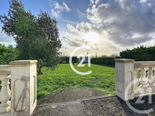 Maison à vendre  4 pièces - 105,50 m2 CHERAC - 17