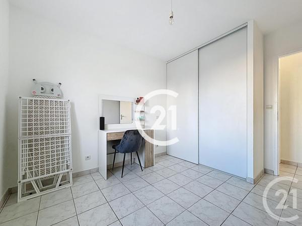 Maison à vendre  4 pièces - 105,50 m2 CHERAC - 17