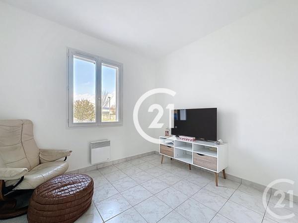 Maison à vendre  4 pièces - 105,50 m2 CHERAC - 17