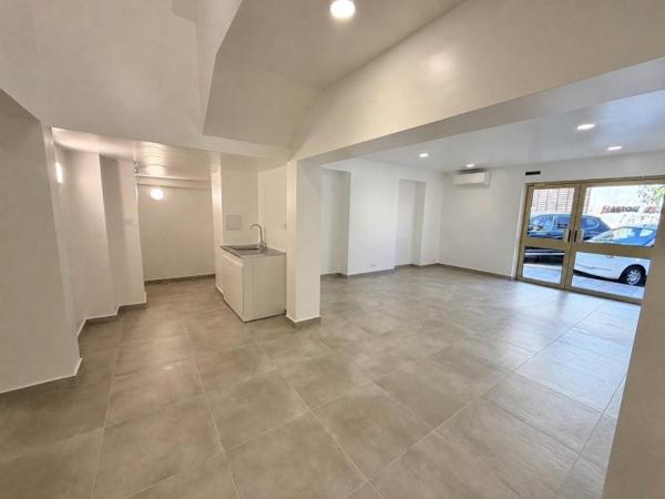 Location / Local Commercial à Ajaccio (20090)