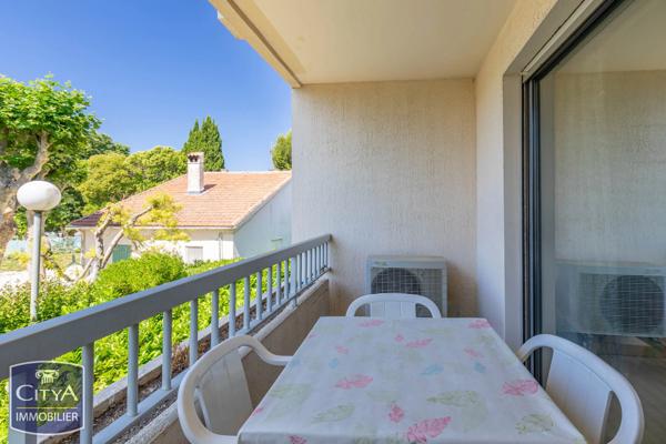 Appartement à vendre 1 pièce 25m² Six-Fours-les-Plages (83140)