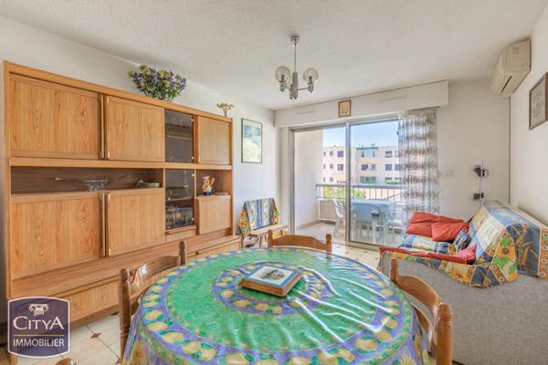 Appartement à vendre 1 pièce 25m² Six-Fours-les-Plages (83140)