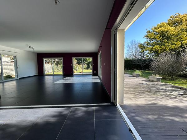 Maison Le Pian Medoc 6 pièce(s) 158.98 m2