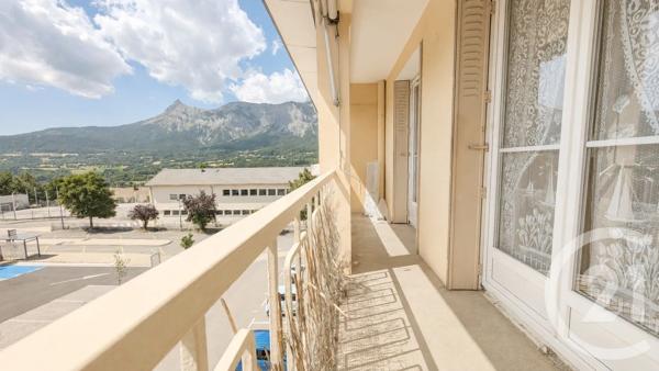 Appartement T4 à vendre  4 pièces - 74,22 m 2   ST BONNET EN CHAMPSAUR  - 05