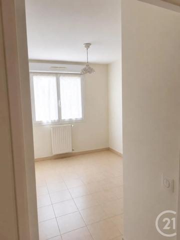Appartement F3 à vendre  3 pièces - 66,21 m 2   DIGNE LES BAINS  - 04