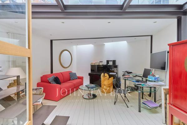 RARE — Duplex de réception avec entrée particulière au cœur du Triangle d'Or de la Muette (Quartier OCDE)