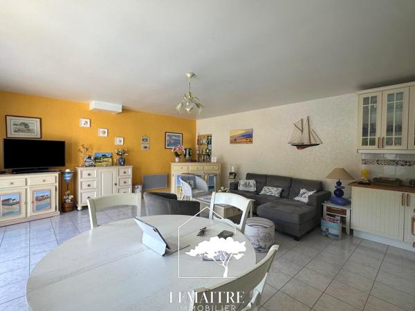 Au calme, maison plain pied 4 chambres + jardin d'hiver, piscine et garage !