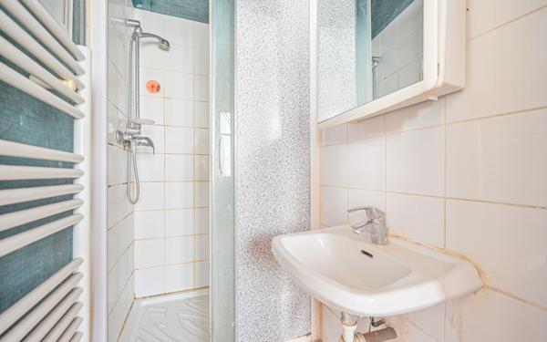 Appartement à vendre    2 pièces • 36 m2 Paris 18