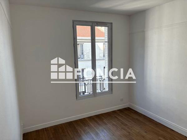 Location Appartement 2 pièces 40.1 m² - 114 BIS AVENUE DE SAINT OUEN Paris 75018