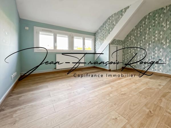 Agneaux, proches des commerces, maison mitoyenne de 112 m² avec trois chambres