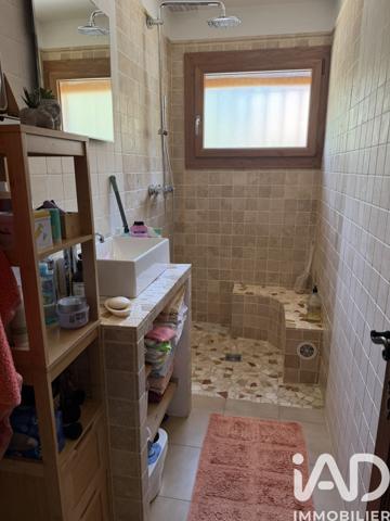Maison à vendre 5 pièces 168 m² Nîmes
