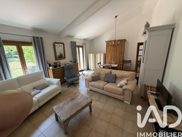 Maison à vendre 5 pièces 168 m² Nîmes