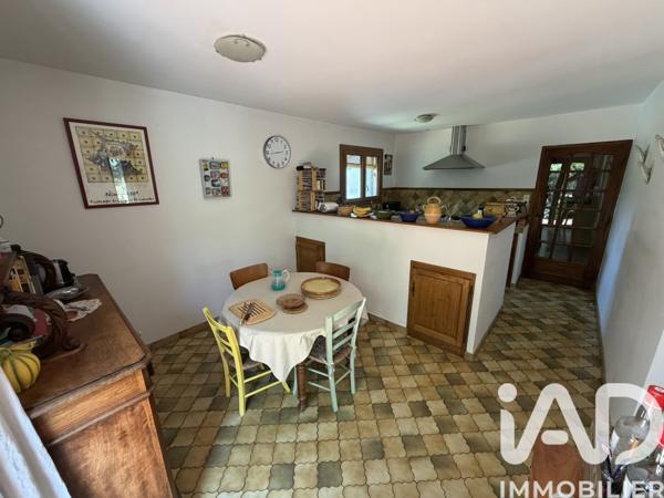 Maison à vendre 5 pièces 168 m² Nîmes