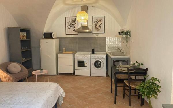 Appartement à vendre    1 pièce • 26,15 m2 La Ciotat