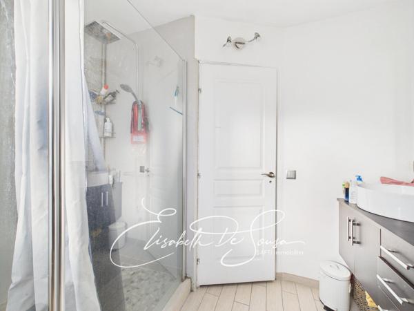 3-4 pièces traversant, lumineux, proche future Ligne 15