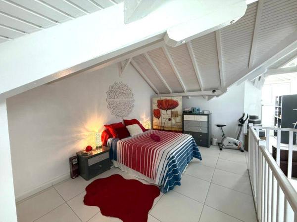 BEAU DUPLEX T4 A VENDRE SUR MOUDONG A JARRY BAIE MAHAULT