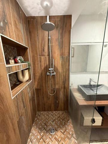 BEAU DUPLEX T4 A VENDRE SUR MOUDONG A JARRY BAIE MAHAULT