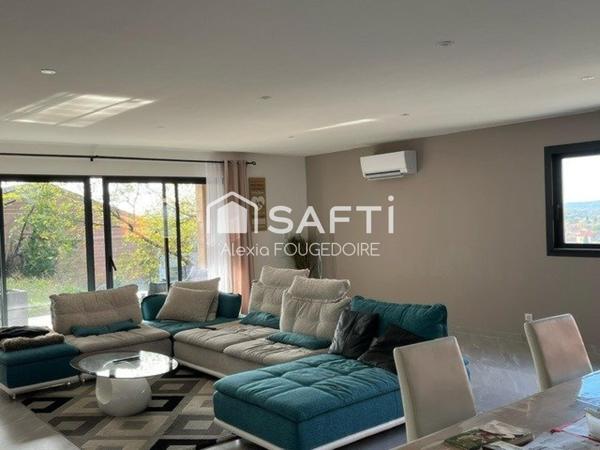 MAISON CONTEMPORAINE AVEC VUE PANORAMIQUE TYPE 6