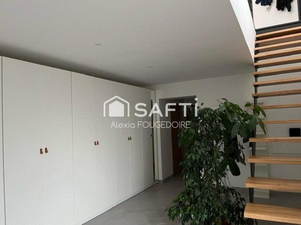 MAISON CONTEMPORAINE AVEC VUE PANORAMIQUE TYPE 6