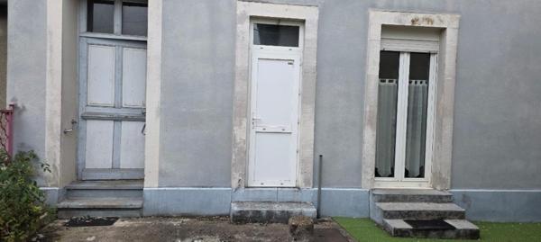 Immeuble et maison à rénover, à repenser entièrement sur un seul lot