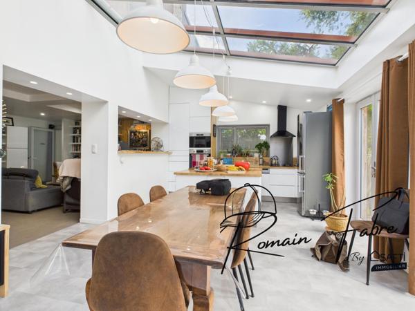 Complexe de 10 logements avec patio central et piscine « Face Mont Saint Michel »