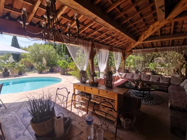 Hyères (83400) Propriété exceptionnelle sur Hyères.