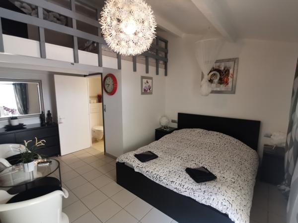 Hyères (83400) Propriété exceptionnelle sur Hyères.