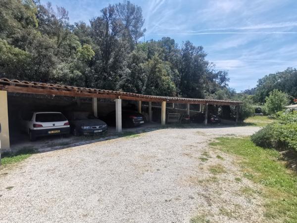 Hyères (83400) Propriété exceptionnelle sur Hyères.