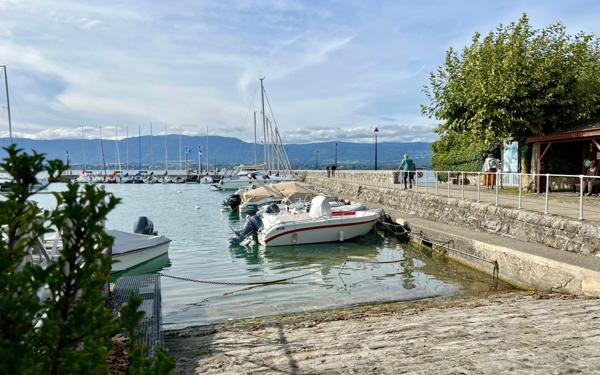 Terrain à vendre    Nernier