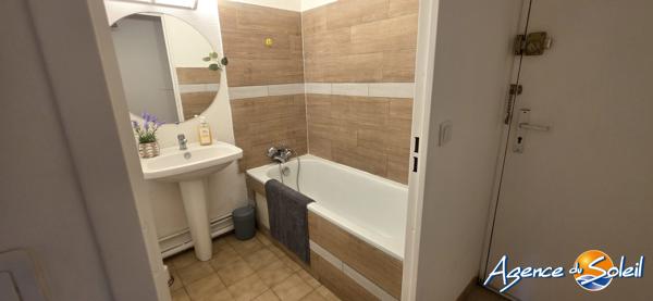 Appartement à Perpignan Très joli T1 de 27m2 dans résidence sécurisée avec ascenseur, cave, parking et local vélo