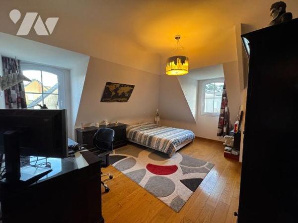 Maison familiale de standing - Quartier résidentiel de Bruz
Dans un quartier résidentiel calme...