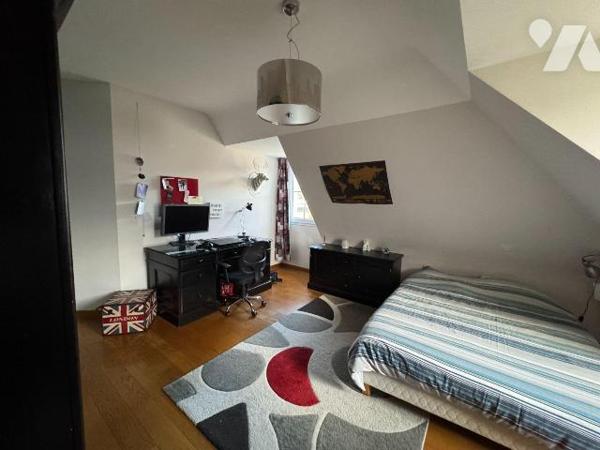 Maison familiale de standing - Quartier résidentiel de Bruz
Dans un quartier résidentiel calme...