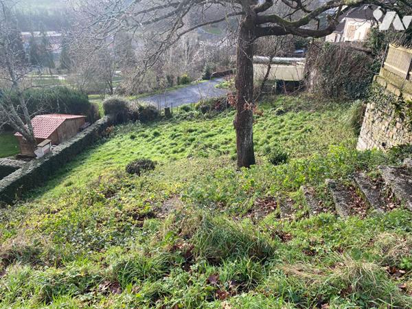 TERRAIN À BÂTIR SAINT-LÔ 1.21 m2