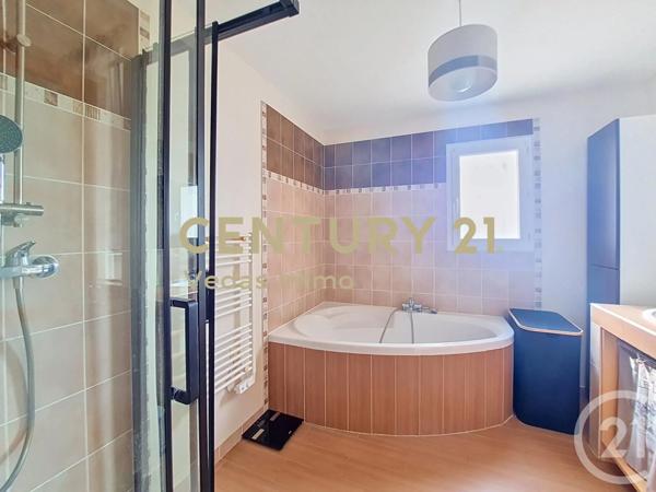 Maison à vendre  7 pièces - 121 m 2   GIGEAN  - 34